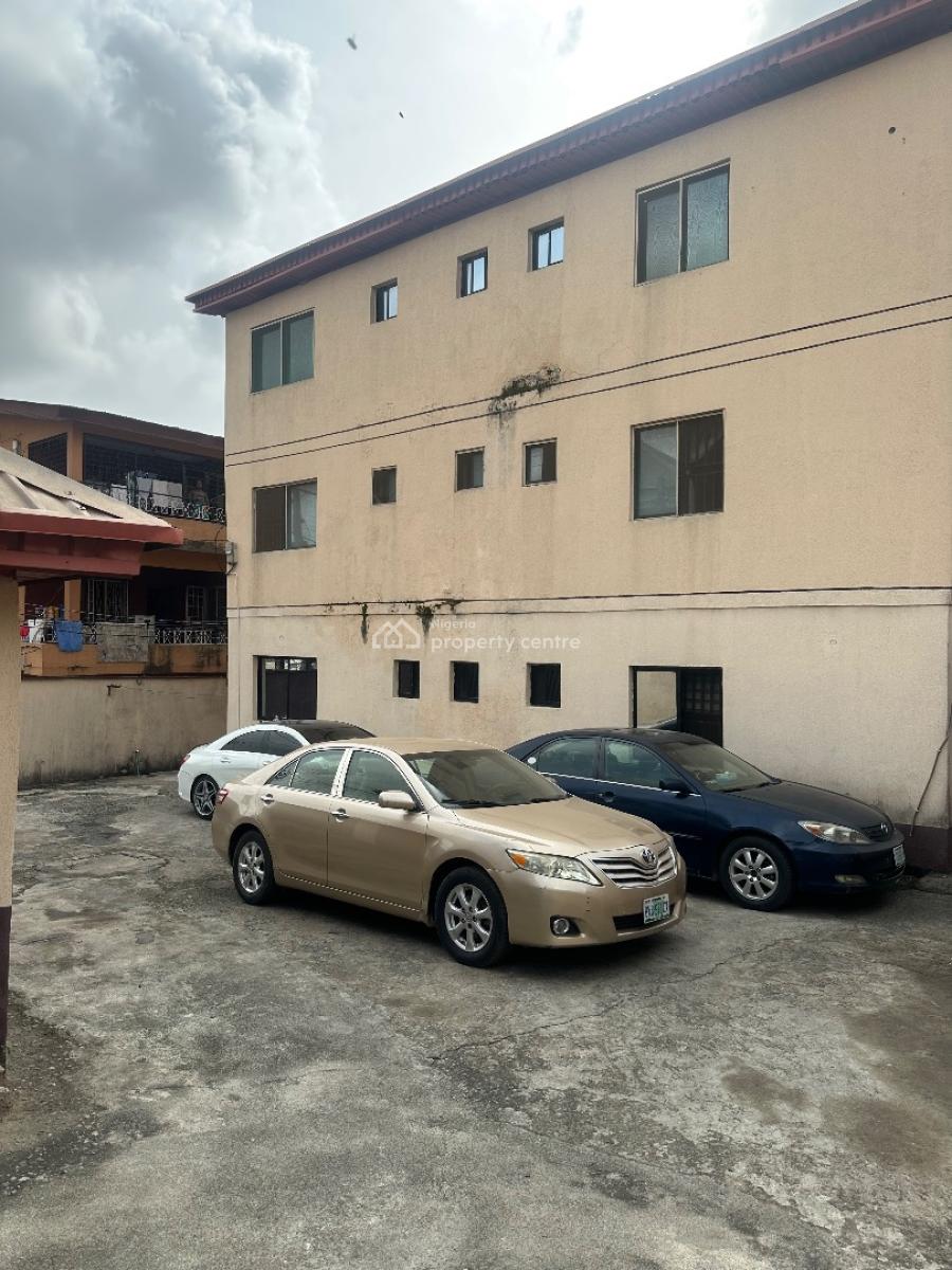 Executive Six Flats of 3 Bedroom and 3 Bedroom Duplex, College Road, Ogba, Ikeja, Lagos, House for Sale