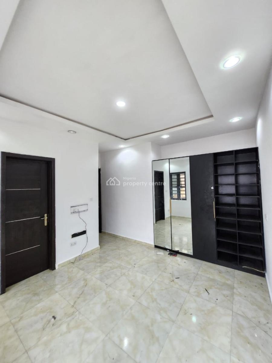 Spacious 4 Bedrooms Terraced Duplex with Gym and a Swimming Pool, Ikate, Lekki, Lagos, Terraced Duplex for Rent