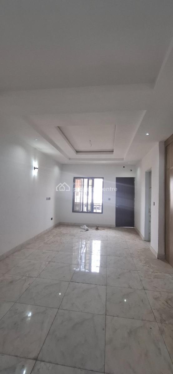 Standard 4 Bedroom Terrace with Bq, Guzape District, Abuja, Terraced Duplex for Rent