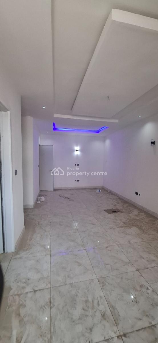 Standard 4 Bedroom Terrace with Bq, Guzape District, Abuja, Terraced Duplex for Rent