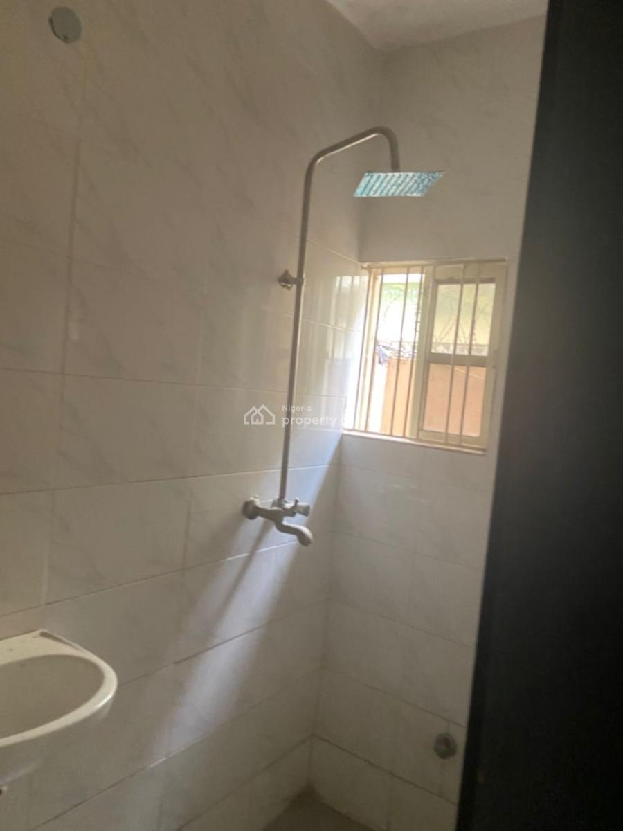 Clean and Decent 3 Bedroom Flat Apartment, Gra Phase 1, Magodo, Lagos, Flat / Apartment for Rent