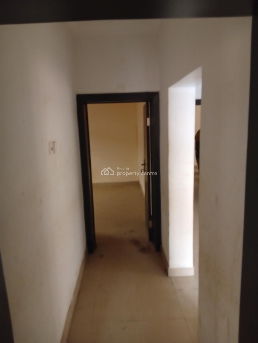 Clean and Decent 3 Bedroom Flat Apartment, Gra Phase 1, Magodo, Lagos, Flat / Apartment for Rent