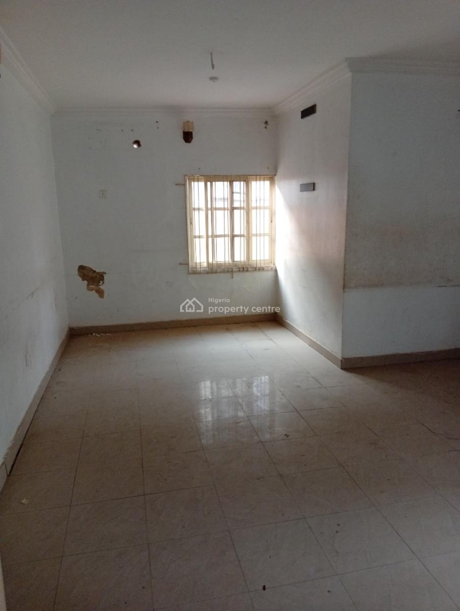 Clean and Decent 3 Bedroom Flat Apartment, Gra Phase 1, Magodo, Lagos, Flat / Apartment for Rent