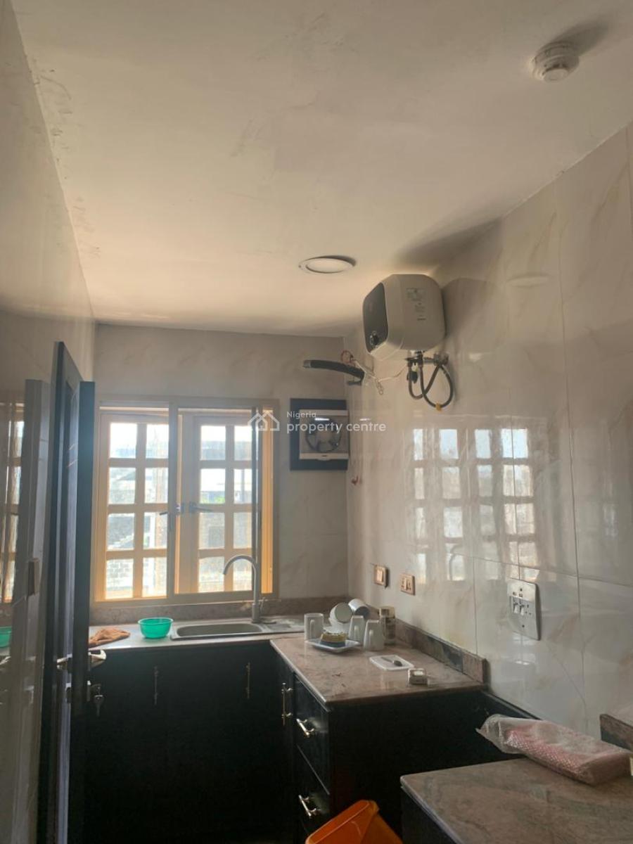 Low Budget Furnished and Serviced 3 Bedroom En-suite Flat, Oniru, Victoria Island (vi), Lagos, Flat / Apartment for Rent