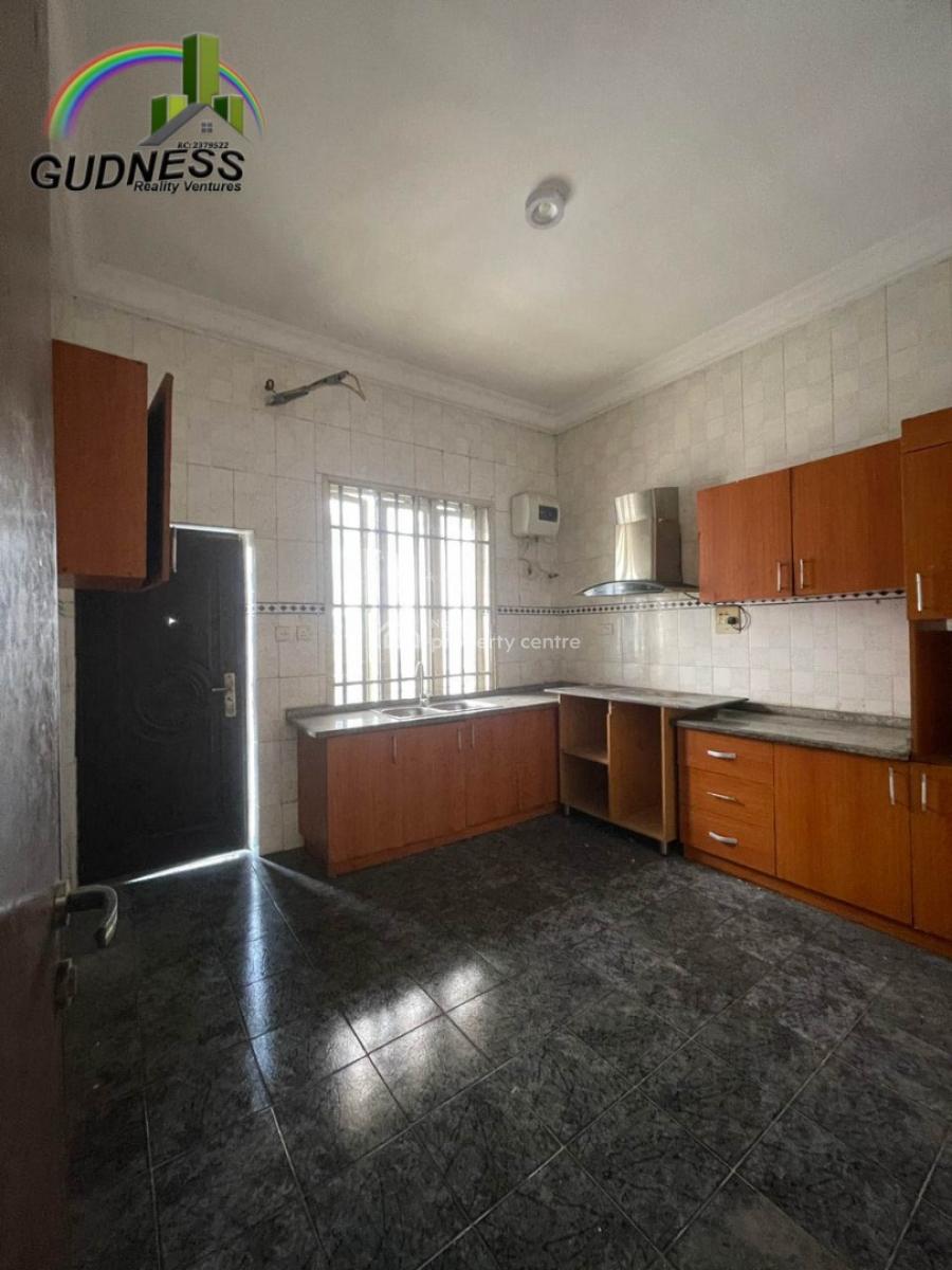 3 Bedroom Flat Apartment  with a Bq, Lekki, Lagos, Flat / Apartment for Rent