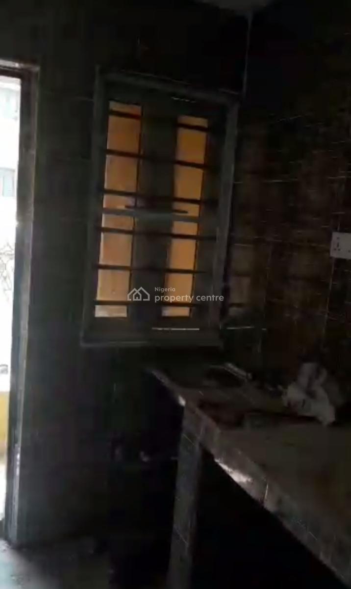 Newly Built Spacious 2 Bedroom Apartment, Off Kilo Bustop, Surulere, Lagos, Flat / Apartment for Rent