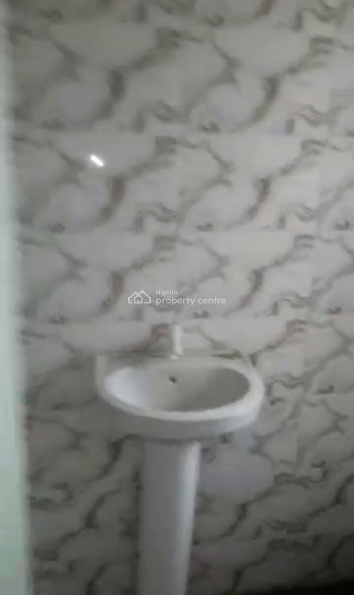 Newly Built Spacious 2 Bedroom Apartment, Off Kilo Bustop, Surulere, Lagos, Flat / Apartment for Rent