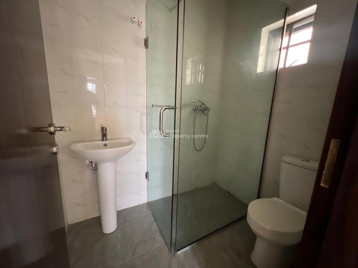 Must Spacious and Stand Out 3bedroom Apartment, Lekki Scheme 2, Lekki Phase 2, Lekki, Lagos, Flat / Apartment for Sale