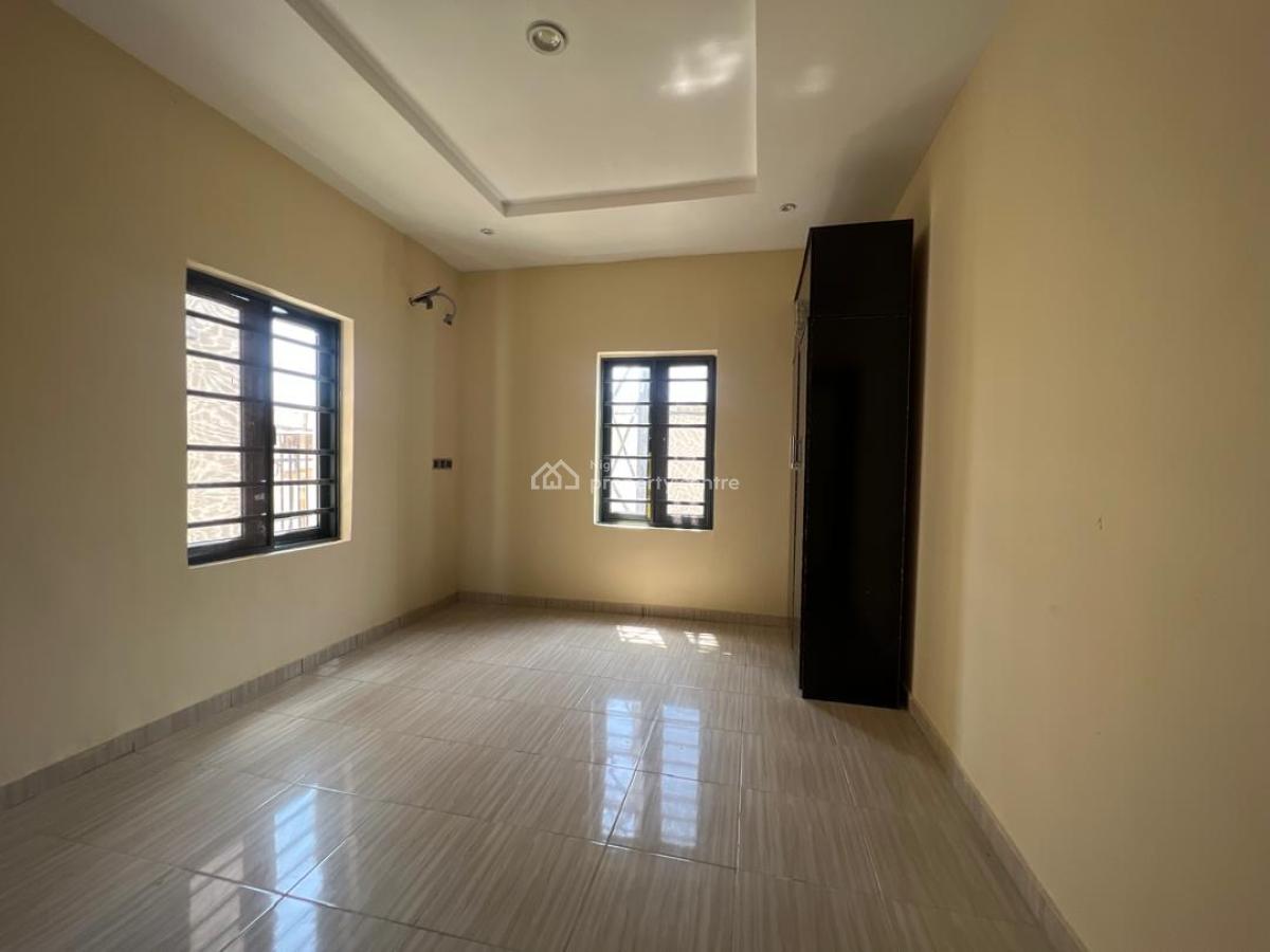 Must Spacious and Stand Out 3bedroom Apartment, Lekki Scheme 2, Lekki Phase 2, Lekki, Lagos, Flat / Apartment for Sale