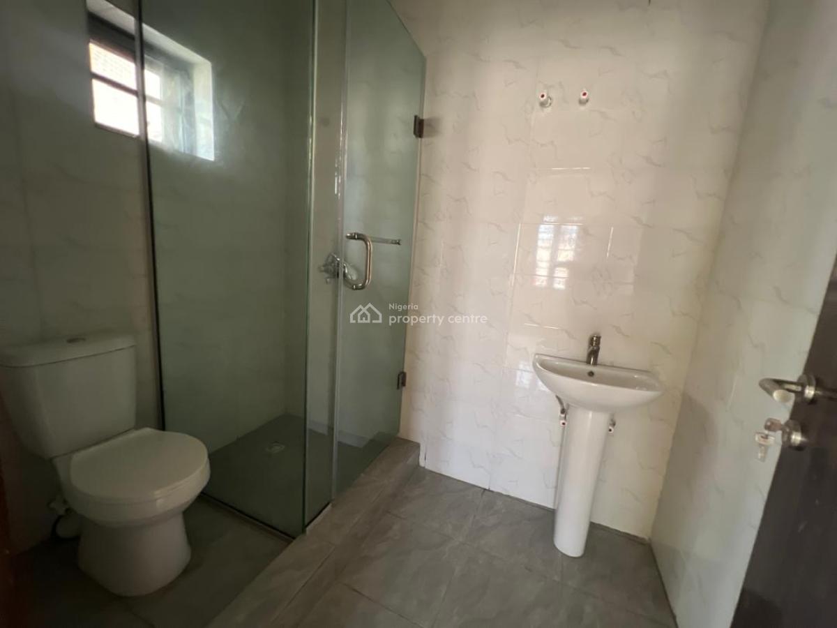 Must Spacious and Stand Out 3bedroom Apartment, Lekki Scheme 2, Lekki Phase 2, Lekki, Lagos, Flat / Apartment for Sale