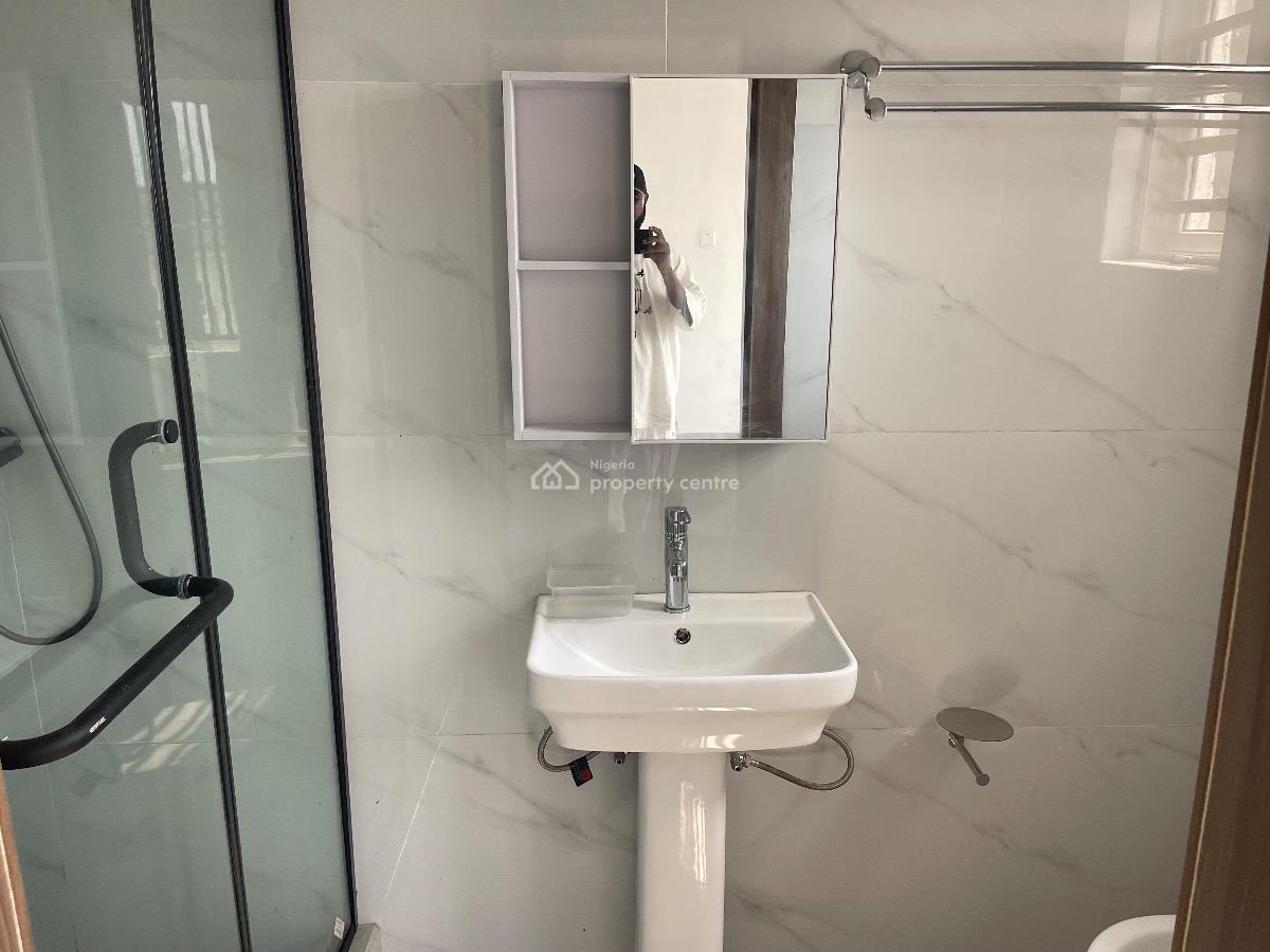 Luxury Brand New 4bedrooms Terrace Duplex with a Bq, Lekki Phase 1, Lekki, Lagos, Terraced Duplex for Rent