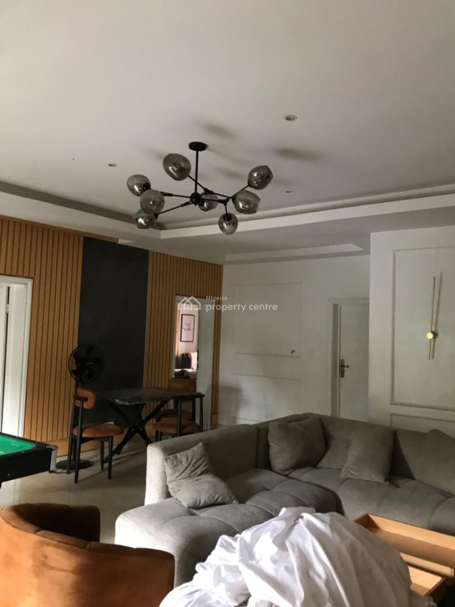 Fully Service with 24hours Light 3bedroom Apartment  @lekki Phase 1, Lekki Phase 1, Lekki, Lagos, Flat / Apartment for Rent