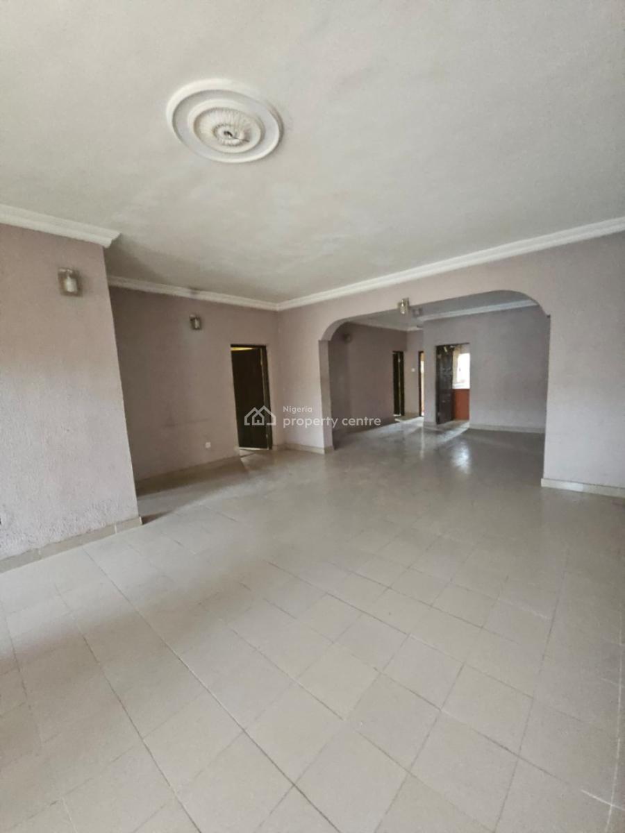 Clean & Decent 3 Bedroom Flat, Omole Phase 2, Ikeja, Lagos, Flat / Apartment for Rent