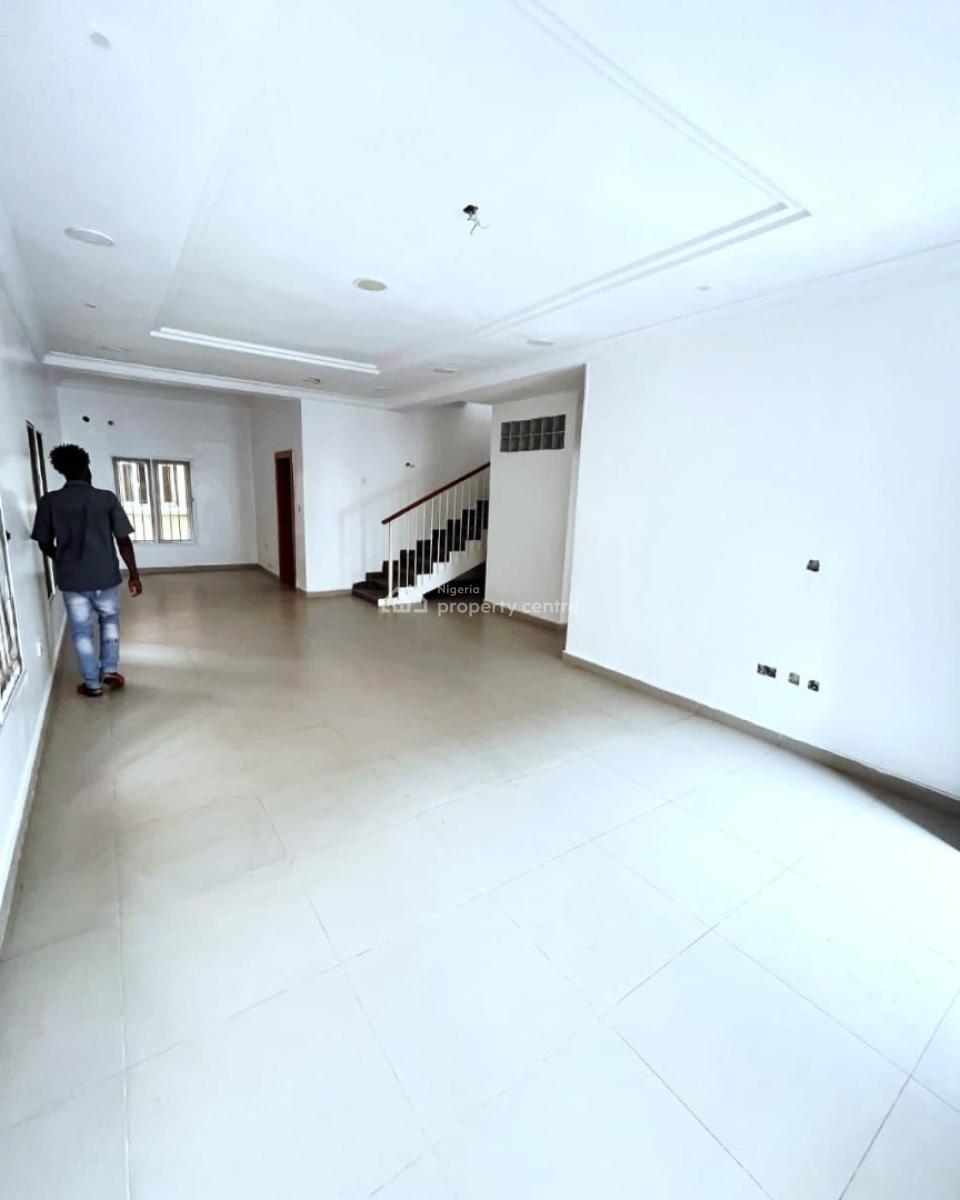 Spacious 3-bedroom Terrace Duplex, Osapa, Lekki, Lagos, Terraced Duplex for Sale