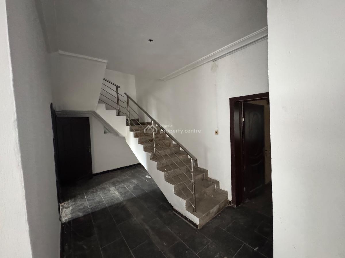 a Well Maintained 4 Bedroom Semi Detached Duplex with Bq, Idado Estate, Idado, Lekki, Lagos, Semi-detached Duplex for Sale