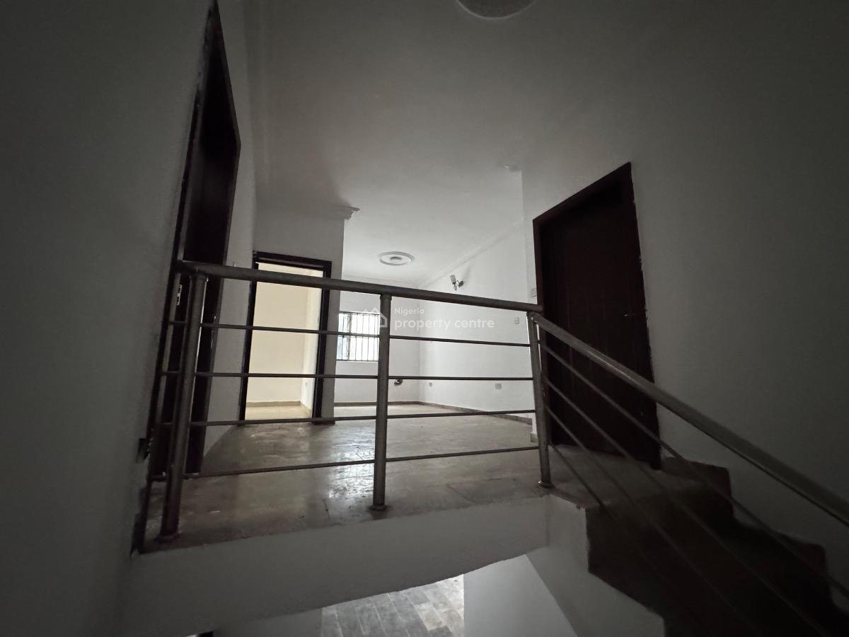 a Well Maintained 4 Bedroom Semi Detached Duplex with Bq, Idado Estate, Idado, Lekki, Lagos, Semi-detached Duplex for Sale