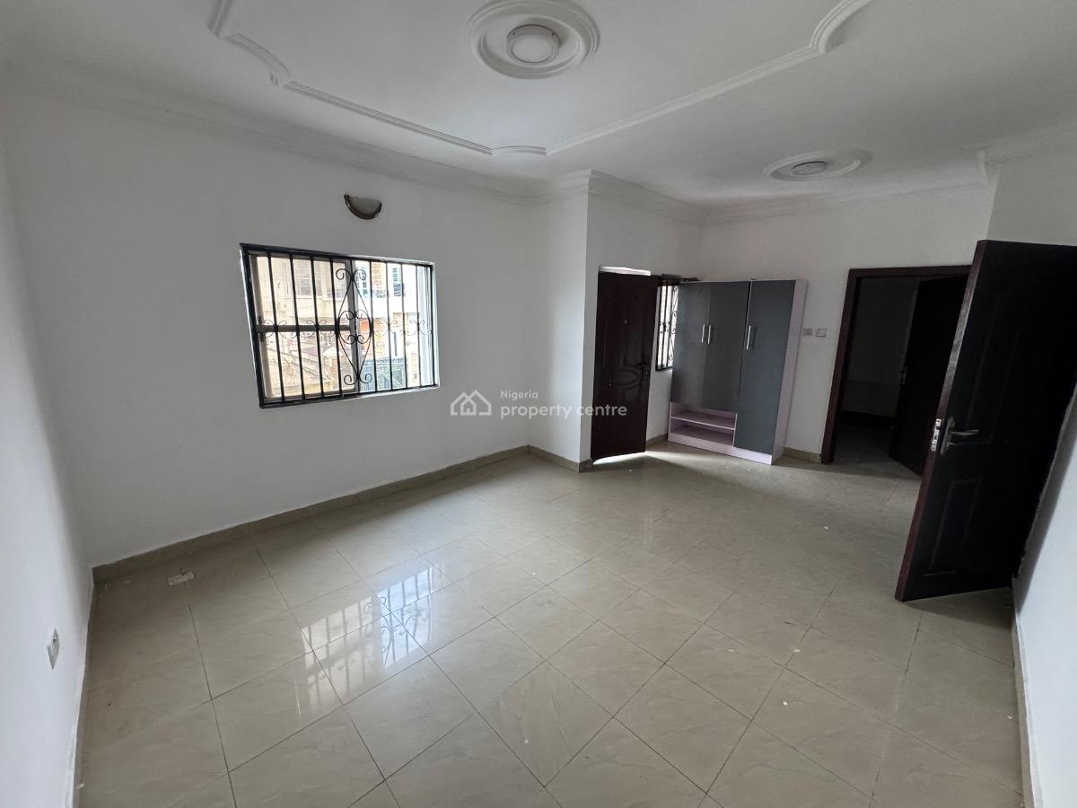 a Well Maintained 4 Bedroom Semi Detached Duplex with Bq, Idado Estate, Idado, Lekki, Lagos, Semi-detached Duplex for Sale