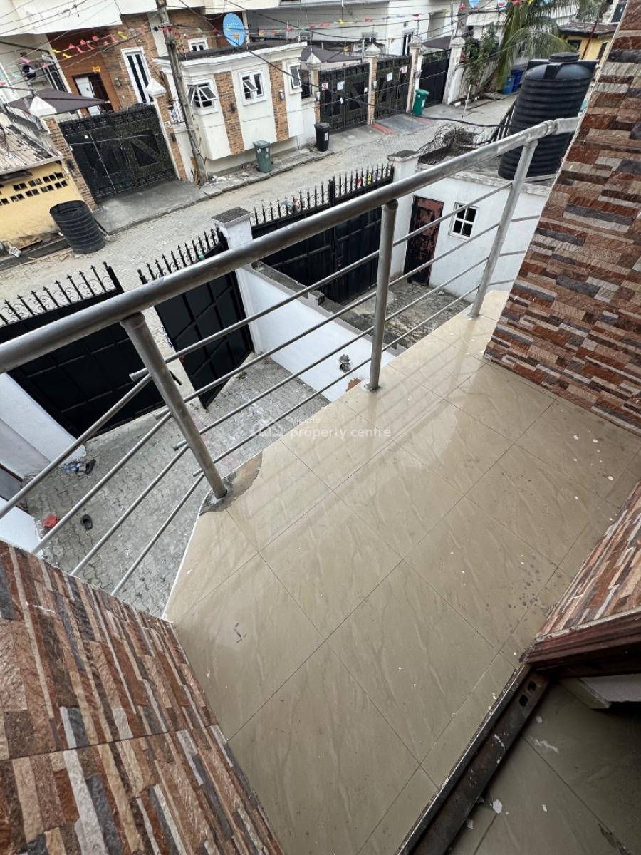 a Well Maintained 4 Bedroom Semi Detached Duplex with Bq, Idado Estate, Idado, Lekki, Lagos, Semi-detached Duplex for Sale