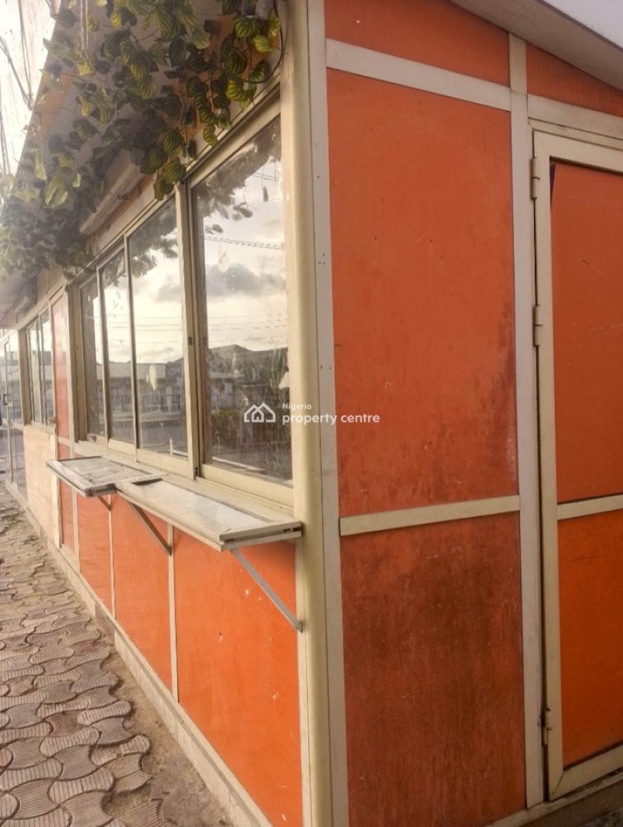 Shop Facing The Express, Badore, Ajah, Lagos, Shop for Rent