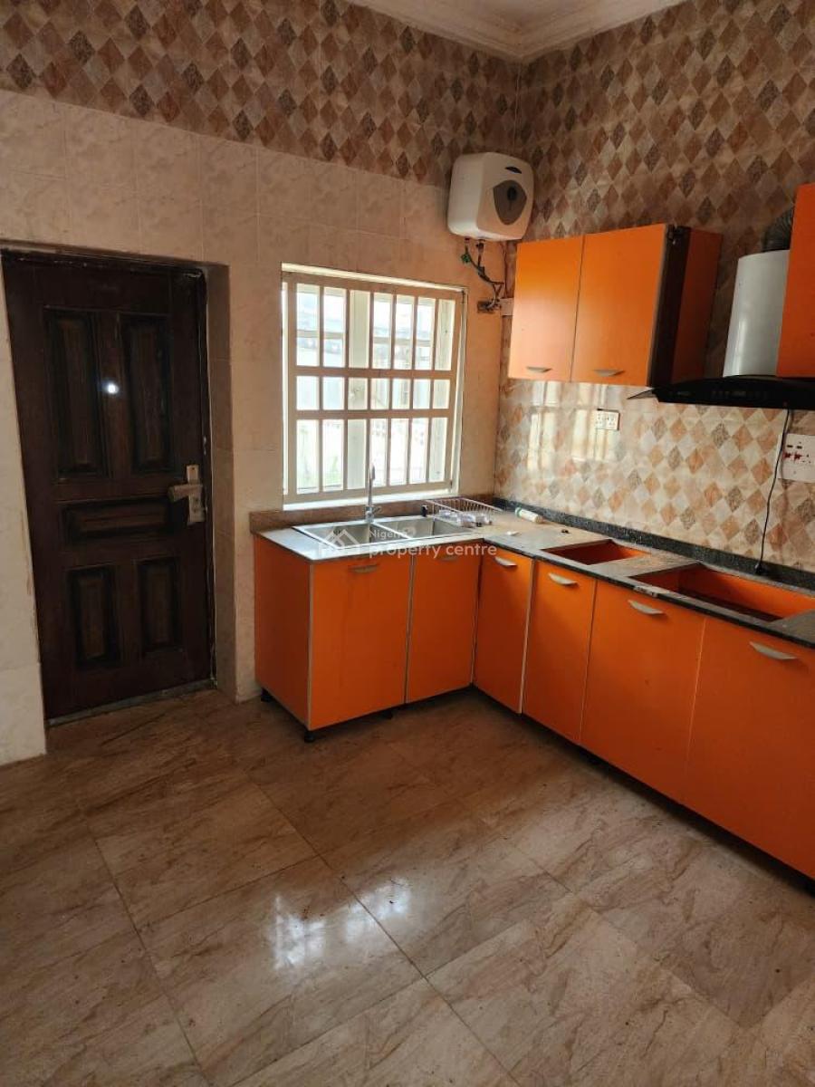 2 Bedroom in a Secure Environment, Ocean Bay Estate, Orchid Road, Lekki, Lagos, Flat / Apartment for Rent