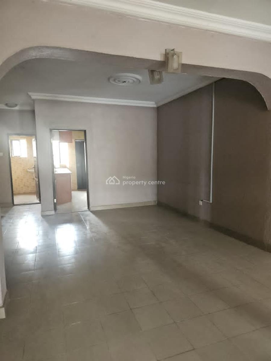 Tastefully Built 3 Bedroom Apartment in a Prime Location, Omole Phase 2, Ikeja, Lagos, House for Rent