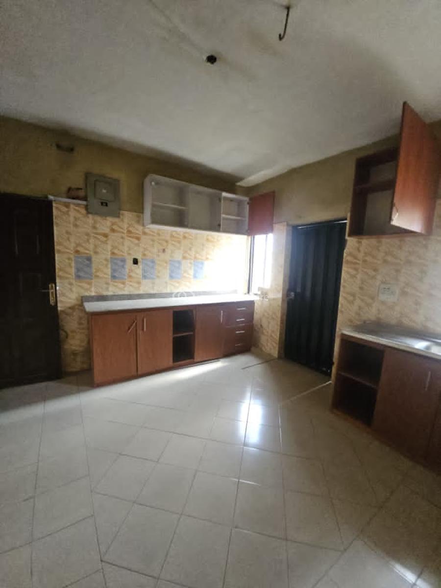 Tastefully Built 3 Bedroom Apartment in a Prime Location, Omole Phase 2, Ikeja, Lagos, House for Rent