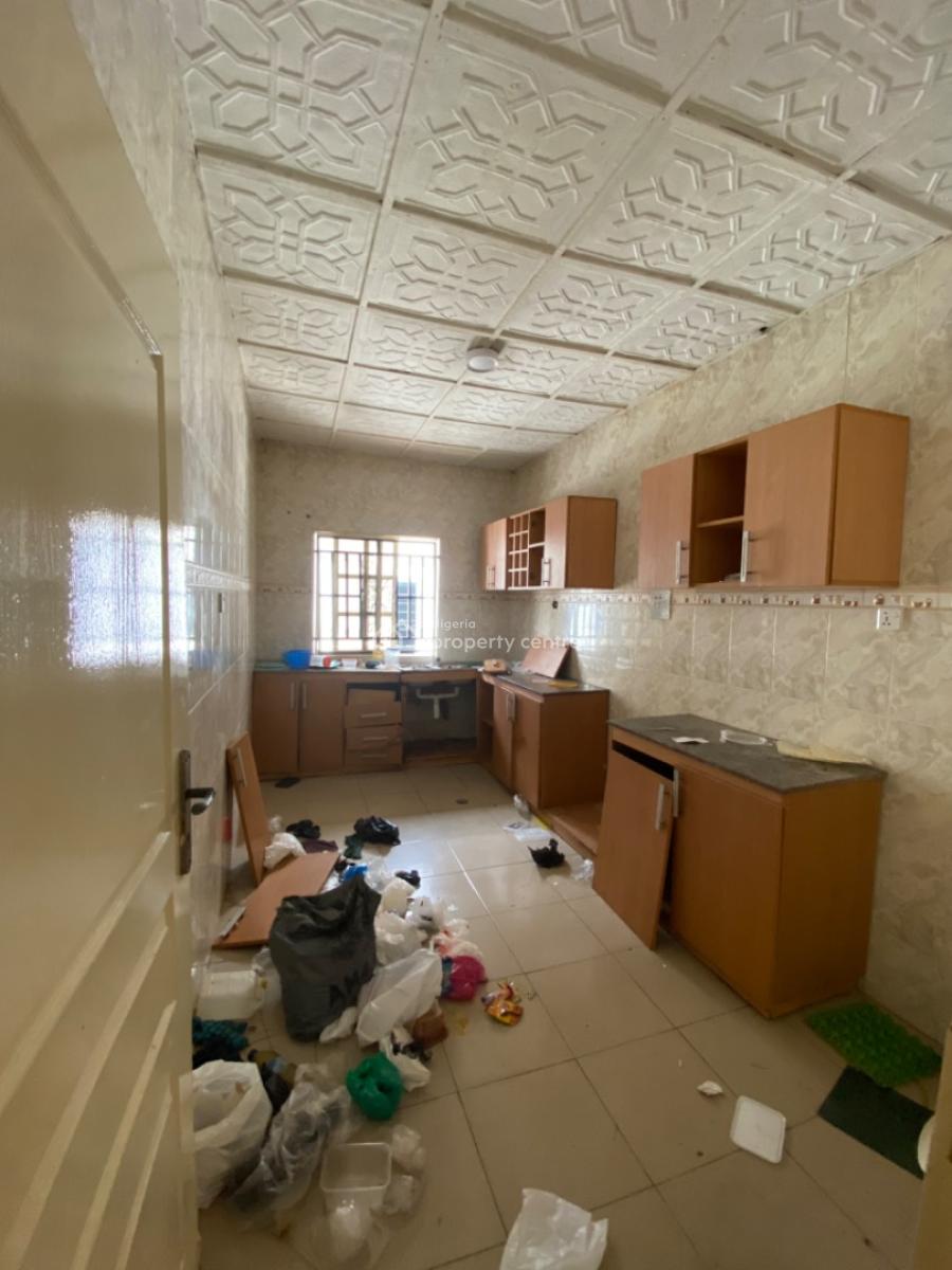 3 Bedrooms Flat, Bera Estate, Lekki, Lagos, Flat / Apartment for Rent