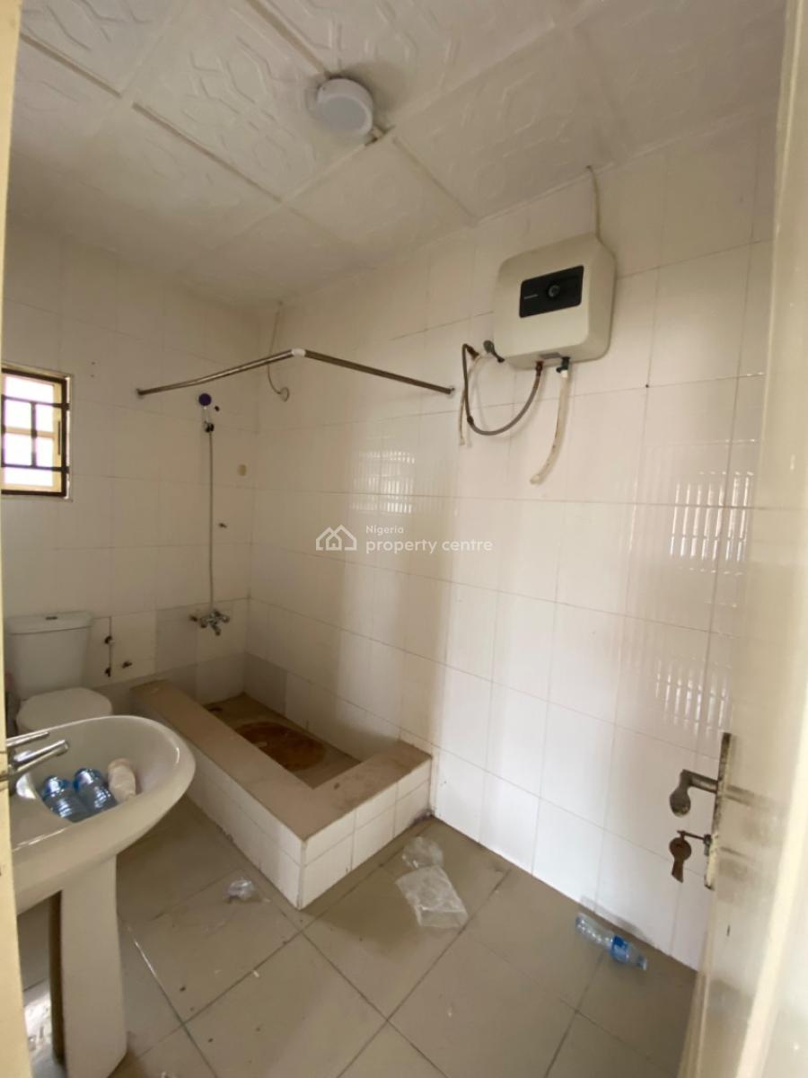 3 Bedrooms Flat, Bera Estate, Lekki, Lagos, Flat / Apartment for Rent