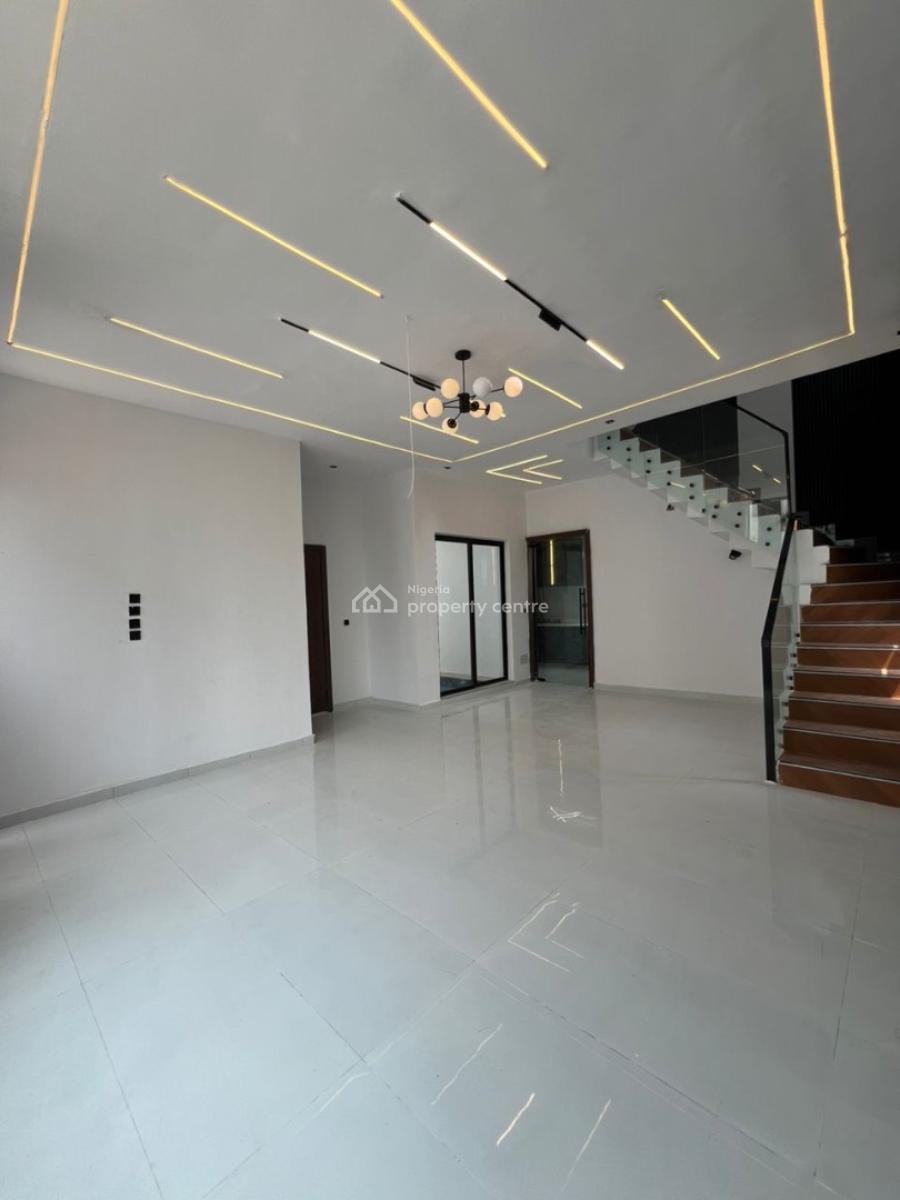 4 Bedroom Fully Detached with Bq & Swimming Pool, Ajah, Lagos, Detached Duplex for Sale