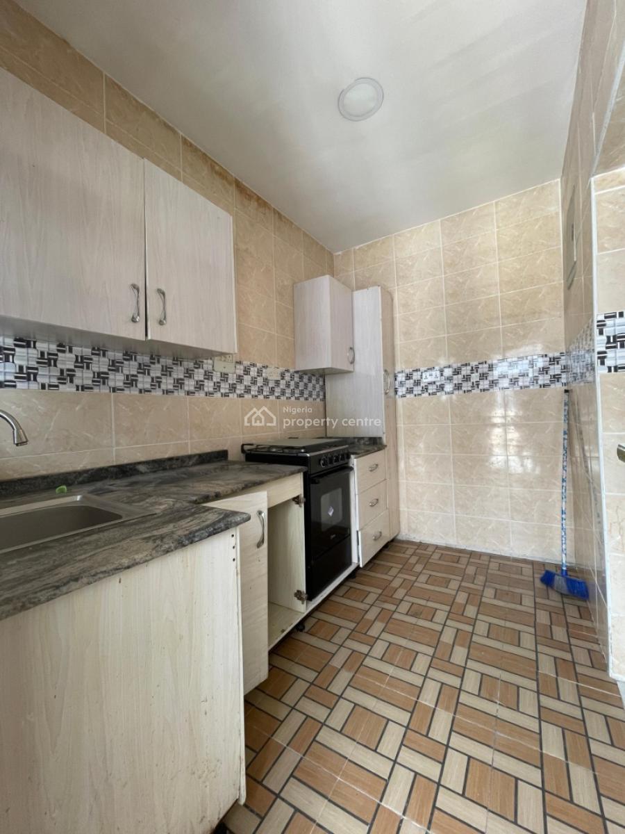 a Standard and Spacious 2 Bedroom Apartment, Ikota, Lekki, Lagos, Flat / Apartment for Rent