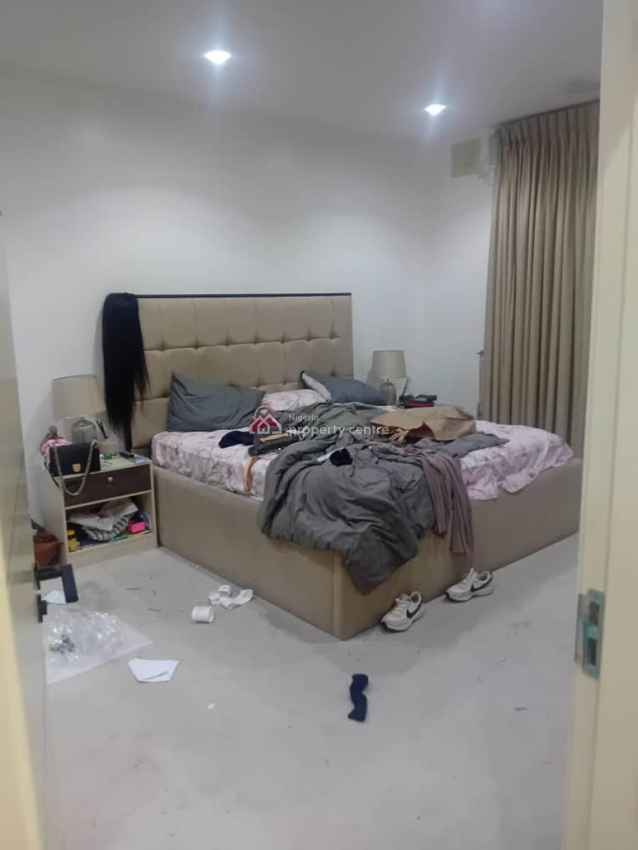 3 Bedroom Flat, Lekki Phase 1, Lekki, Lagos, Flat / Apartment for Rent