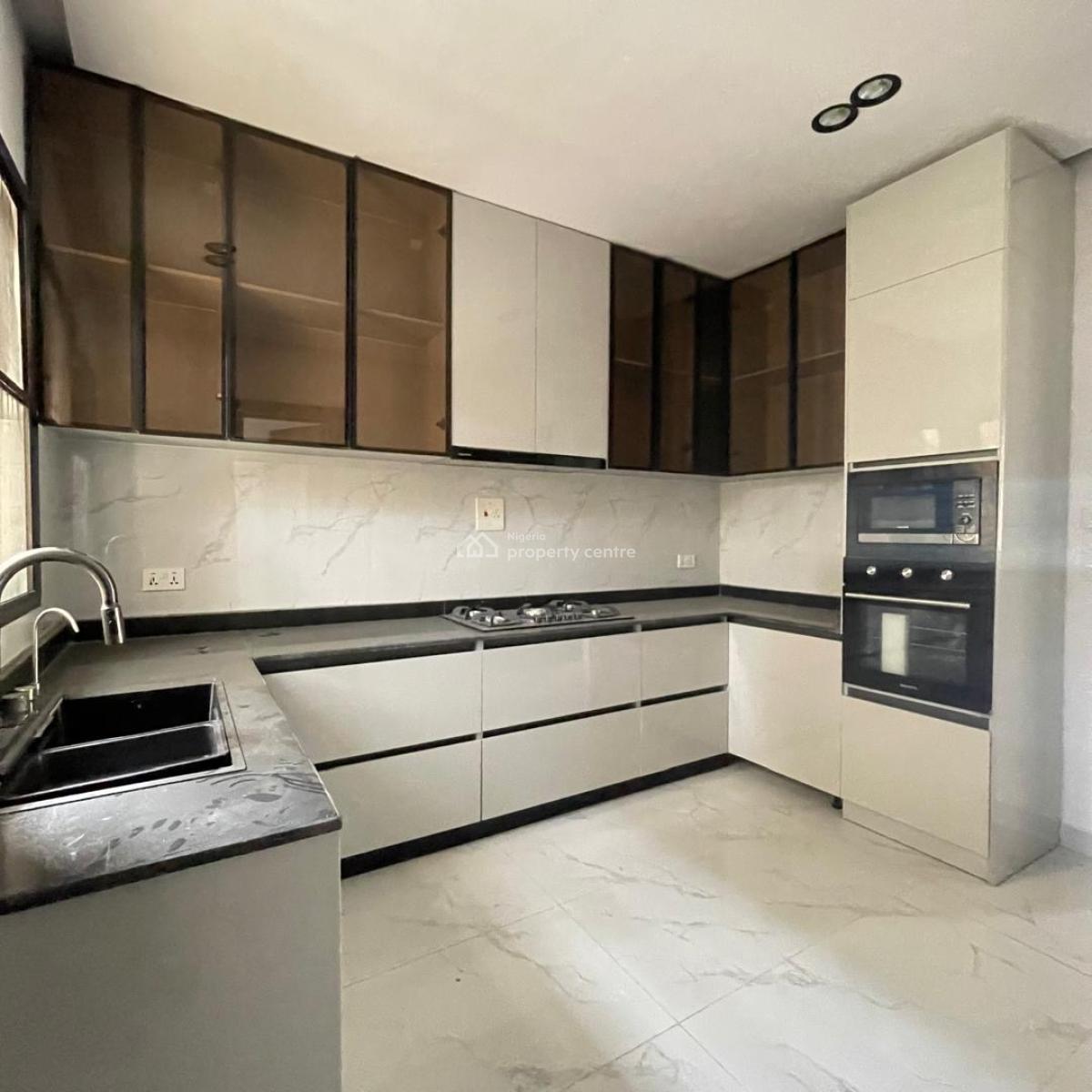 Spacious 3 Bedrooms Terrace Detached Duplex with Bq (unfurnished), Ajah, Lagos, Terraced Duplex for Sale