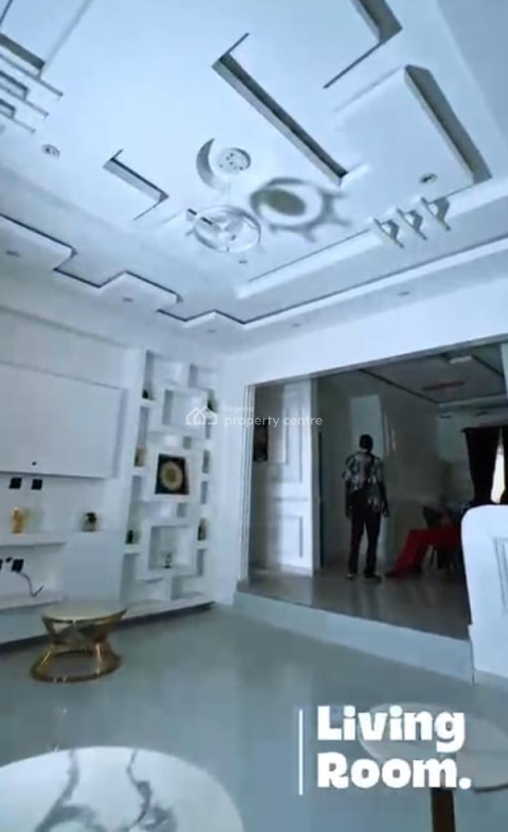 5-bedroom Bungalow, Okpanam Road, Ugbolu, Asaba, Delta, Detached Bungalow for Sale