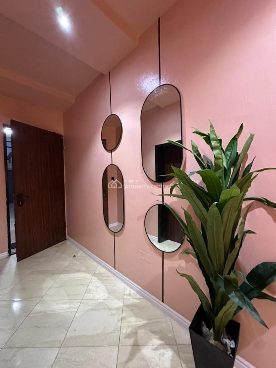 Spacious 1 Bedroom Apartment with Unlimited Wifi, 24/7 Power & Pool, Ikoyi, Lagos, Flat / Apartment Short Let