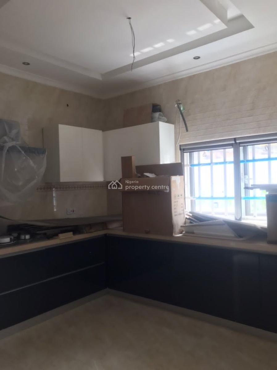 3 Bedroom Apartment with Bq, Lekki Phase 1, Lekki, Lagos, Flat / Apartment for Rent