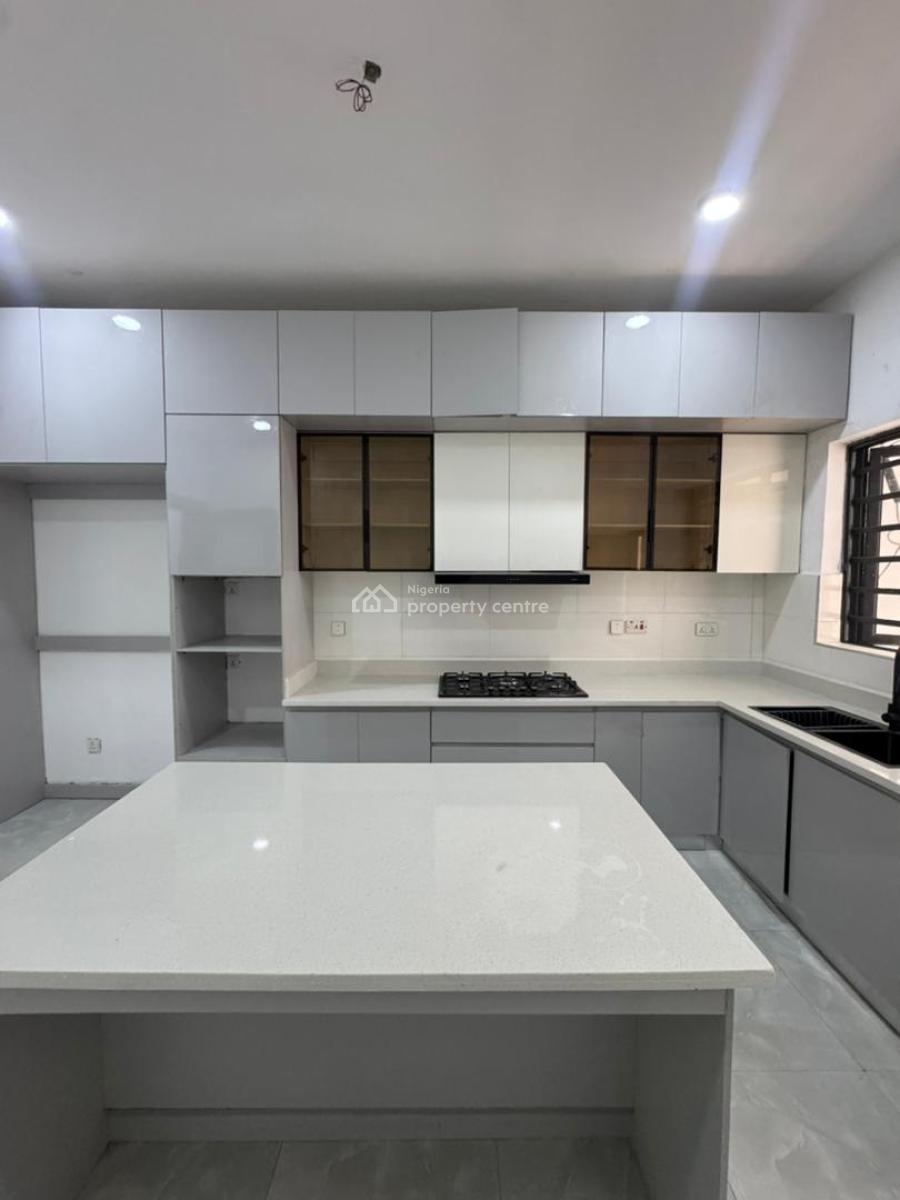 Luxurious Fully Serviced 3 Bedroom Apartment, Lekki Phase 1, Lekki, Lagos, Flat / Apartment for Rent