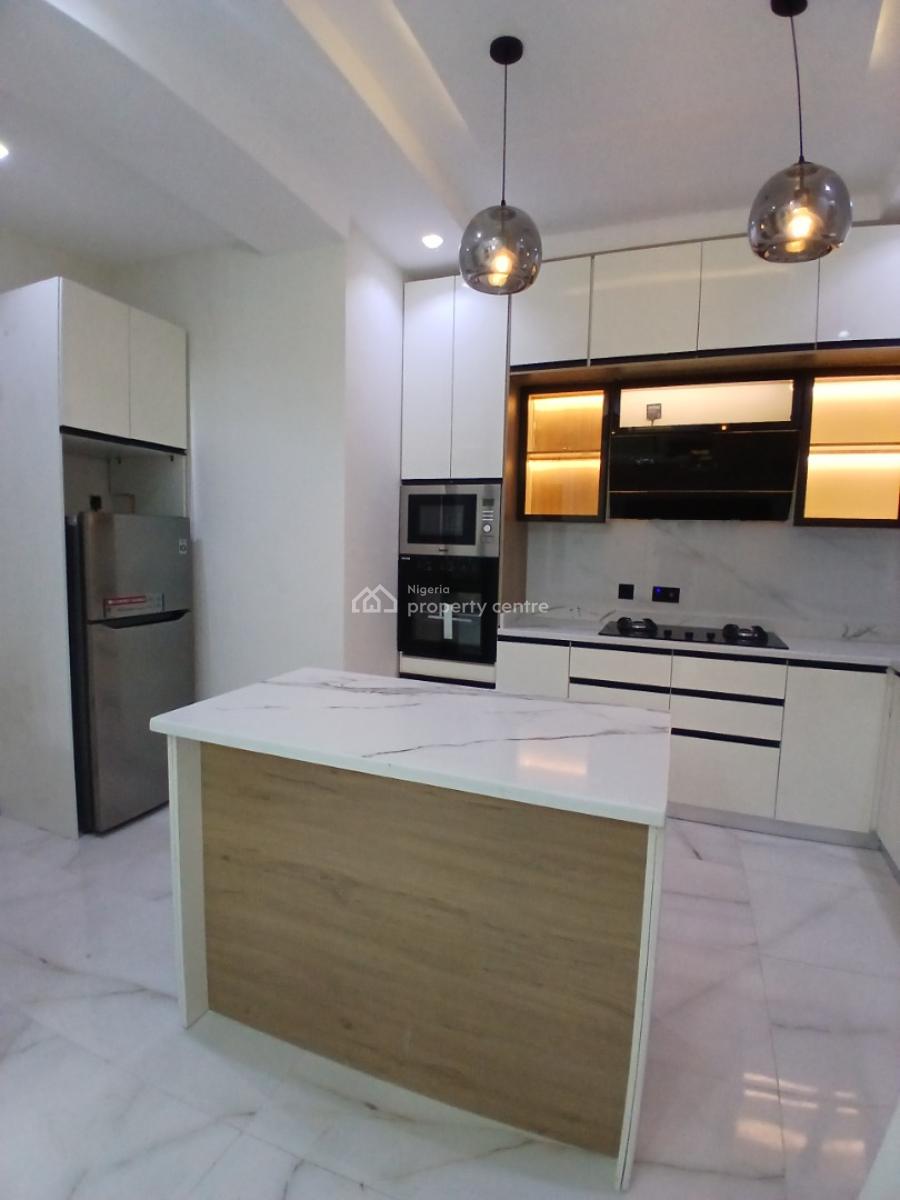 Newly Built and Serviced with 24/7 Power Supply 2 Bedroom En-suite Flat, Ikate Elegushi, Lekki, Lagos, Flat / Apartment for Sale