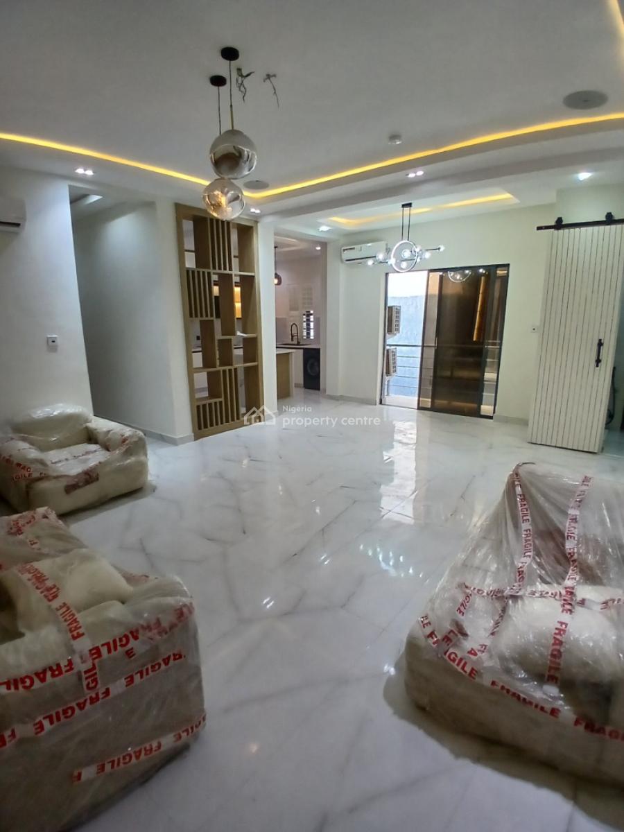 Newly Built and Serviced with 24/7 Power Supply 2 Bedroom En-suite Flat, Ikate Elegushi, Lekki, Lagos, Flat / Apartment for Sale