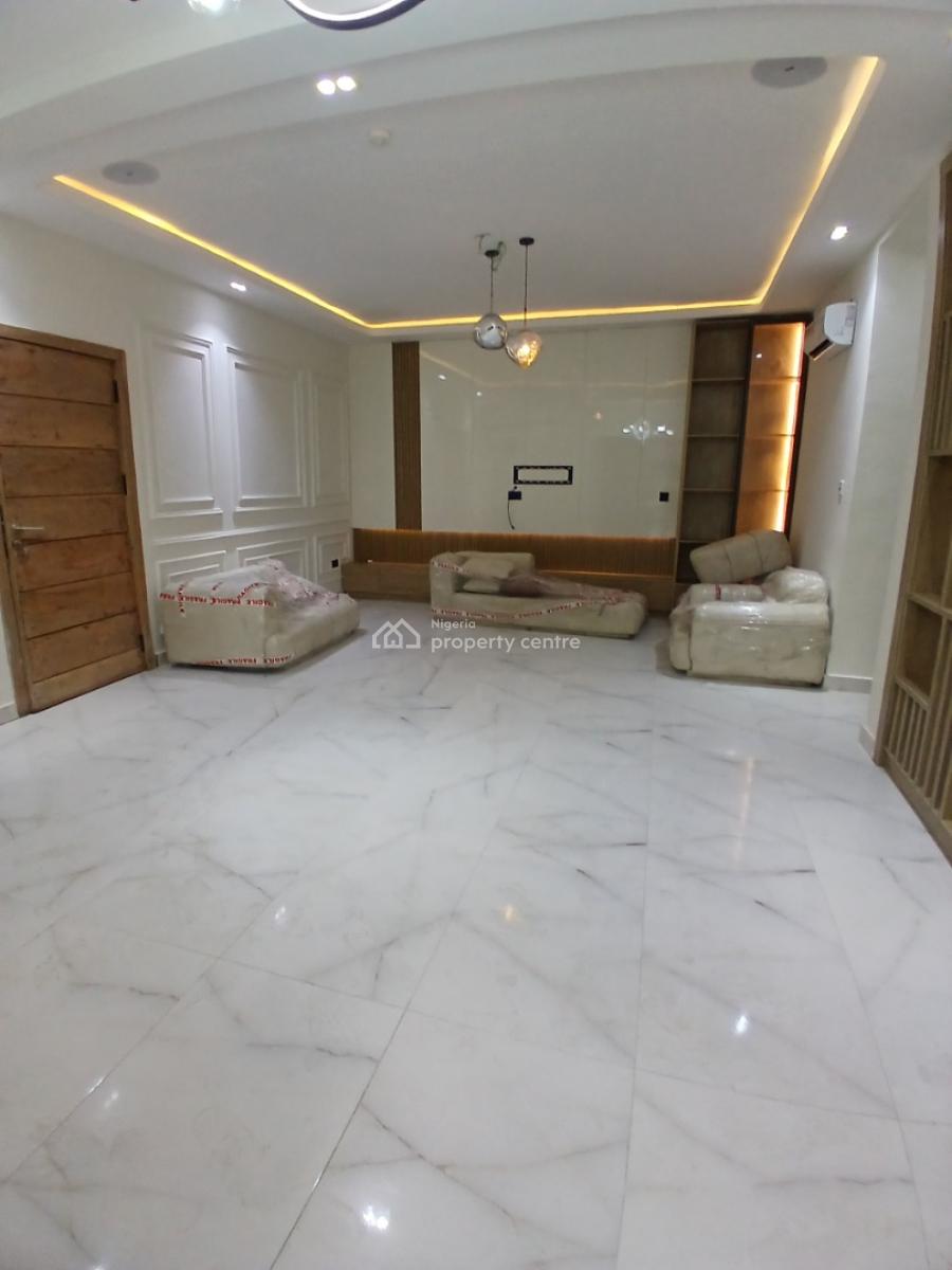 Newly Built and Serviced with 24/7 Power Supply 2 Bedroom En-suite Flat, Ikate Elegushi, Lekki, Lagos, Flat / Apartment for Sale