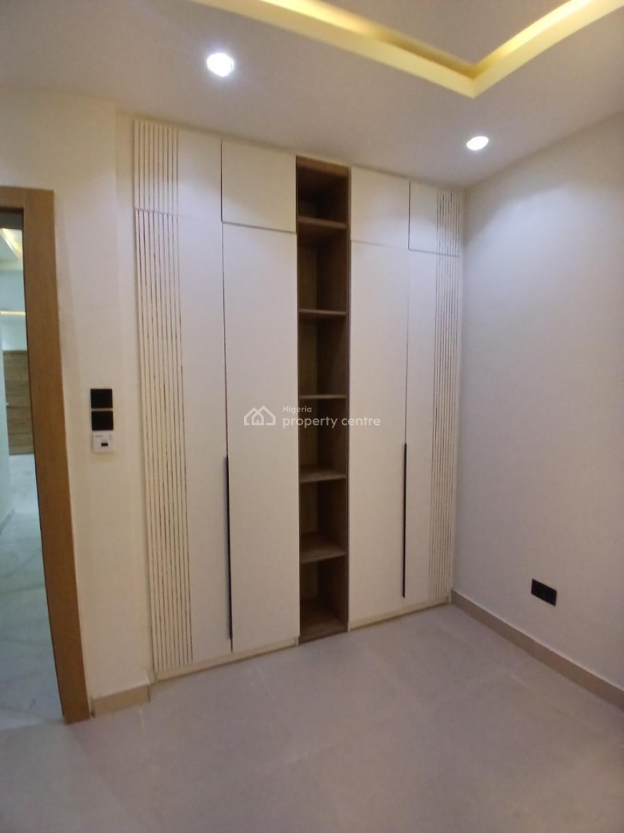 Newly Built and Serviced with 24/7 Power Supply 2 Bedroom En-suite Flat, Ikate Elegushi, Lekki, Lagos, Flat / Apartment for Sale