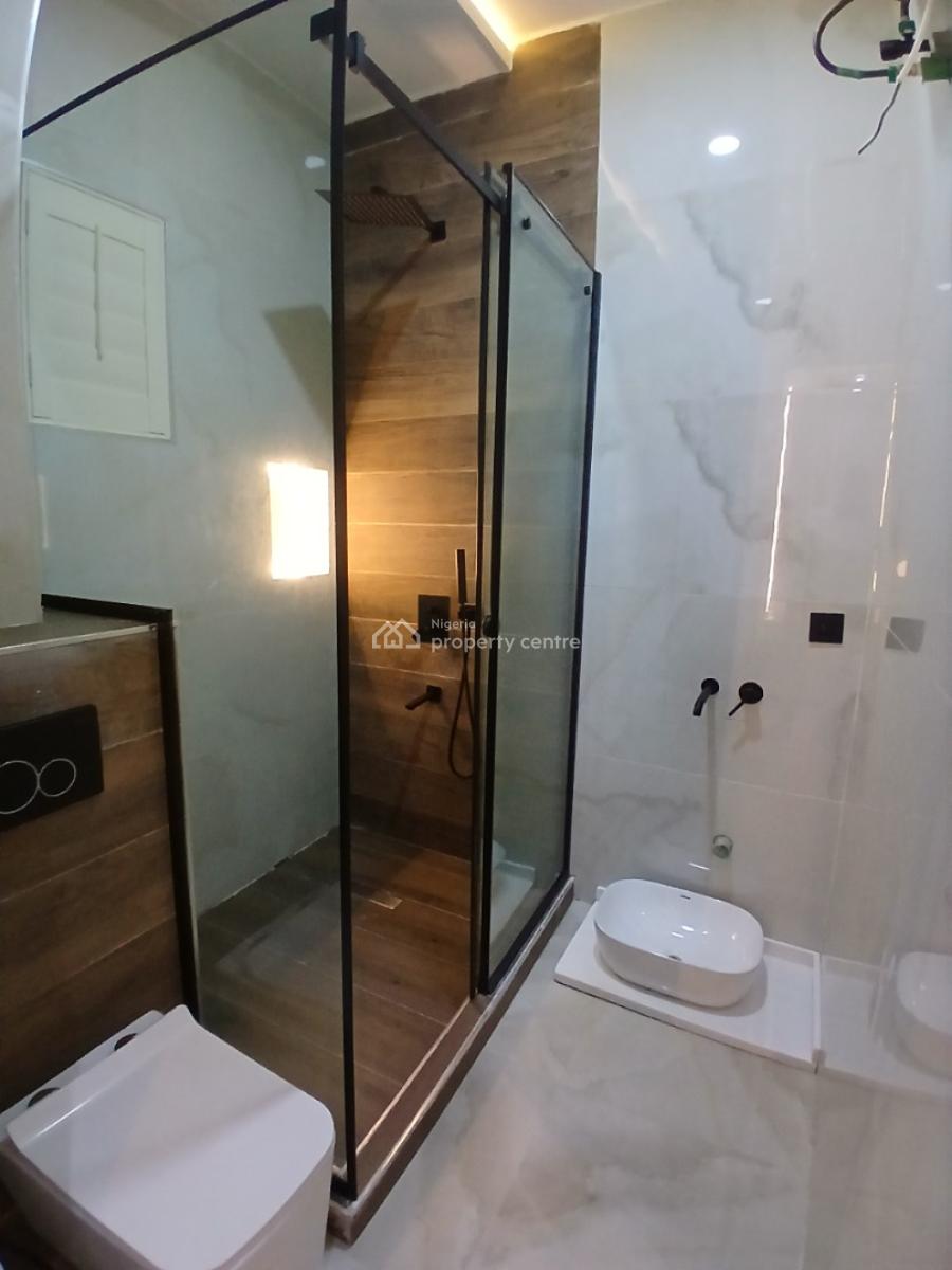 Newly Built and Serviced with 24/7 Power Supply 2 Bedroom En-suite Flat, Ikate Elegushi, Lekki, Lagos, Flat / Apartment for Sale