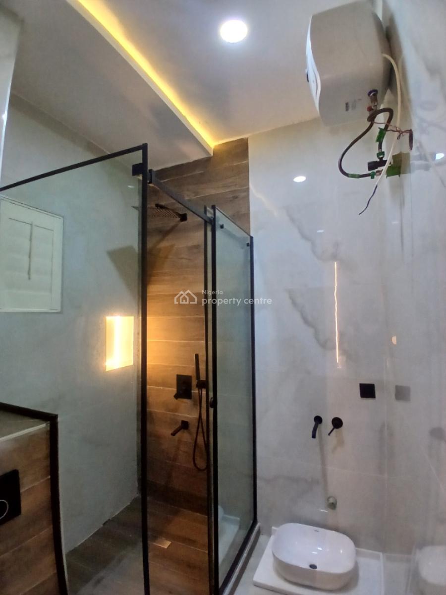 Newly Built and Serviced with 24/7 Power Supply 2 Bedroom En-suite Flat, Ikate Elegushi, Lekki, Lagos, Flat / Apartment for Sale