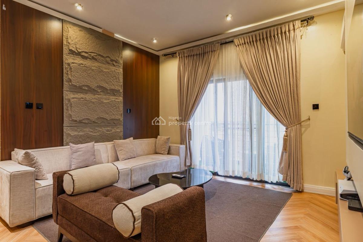 Gorgeous 2 Bedroom Apartment, Off Admiralty Way, Lekki Phase 1, Lekki, Lagos, Flat / Apartment Short Let
