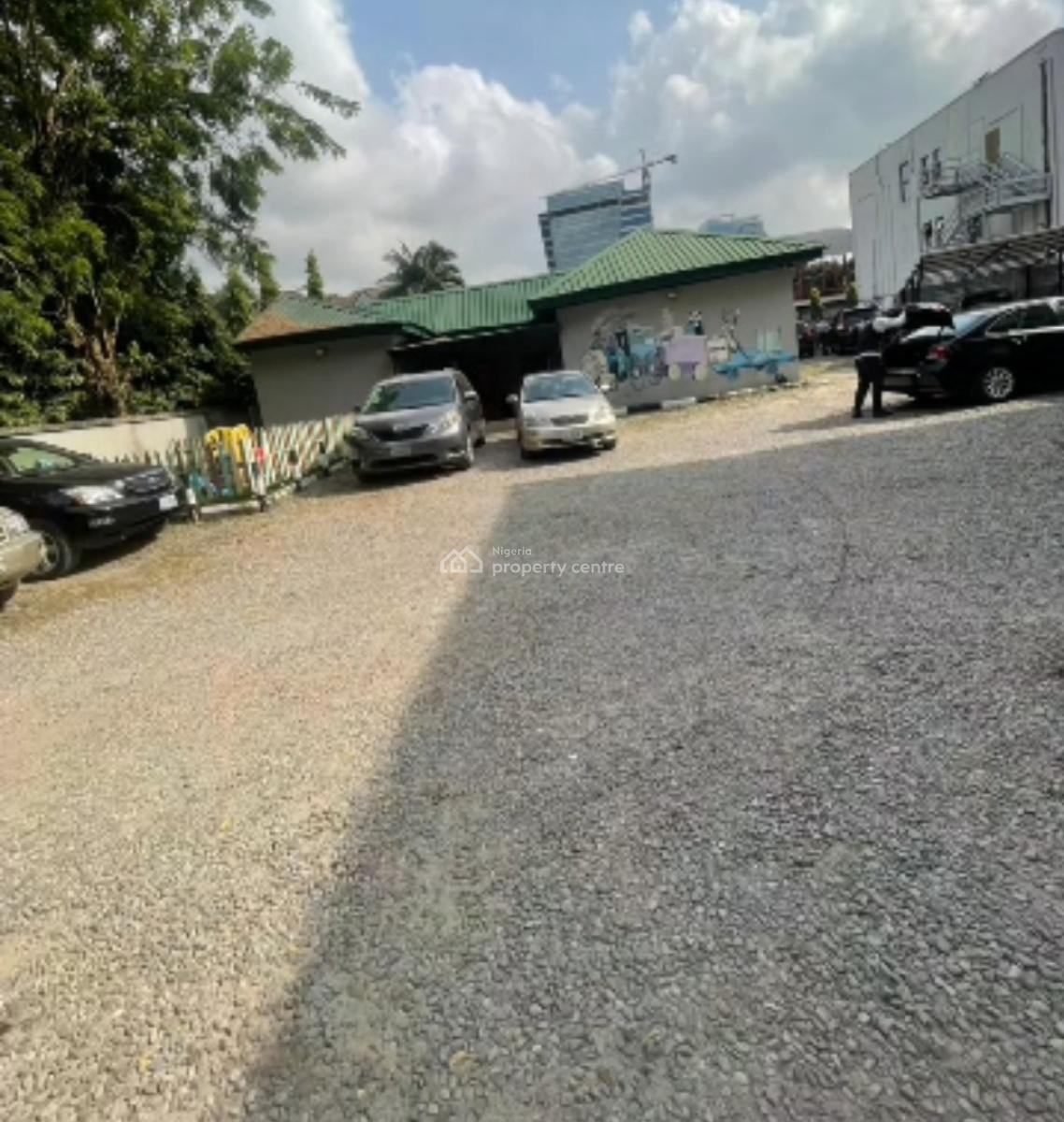 Self Service Office Space in a Commercial Building, Old Ikoyi, Ikoyi, Lagos, Office Space for Rent