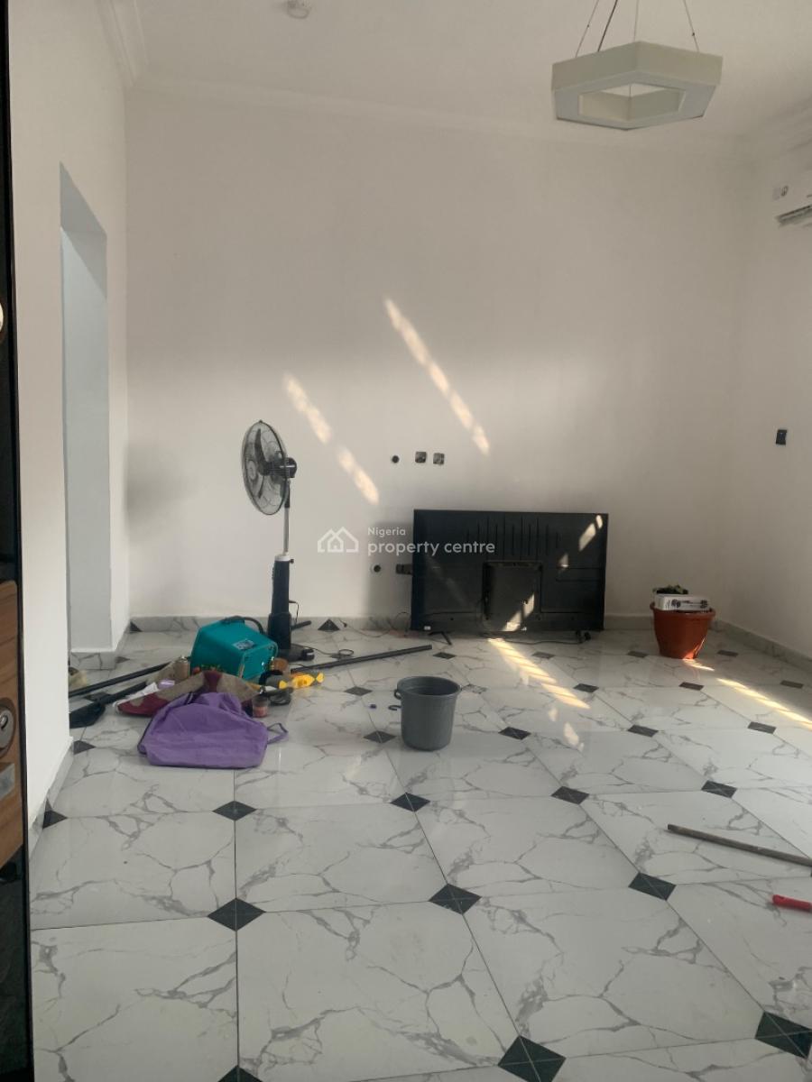 Luxury 2 Bedroom Apartment, Conservation Road Second Tollgate Eleganza Bus Stop, Lekki Phase 2, Lekki, Lagos, Flat / Apartment for Rent