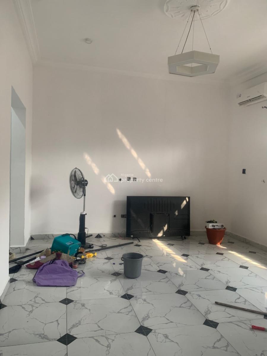 Luxury 2 Bedroom Apartment, Conservation Road Second Tollgate Eleganza Bus Stop, Lekki Phase 2, Lekki, Lagos, Flat / Apartment for Rent