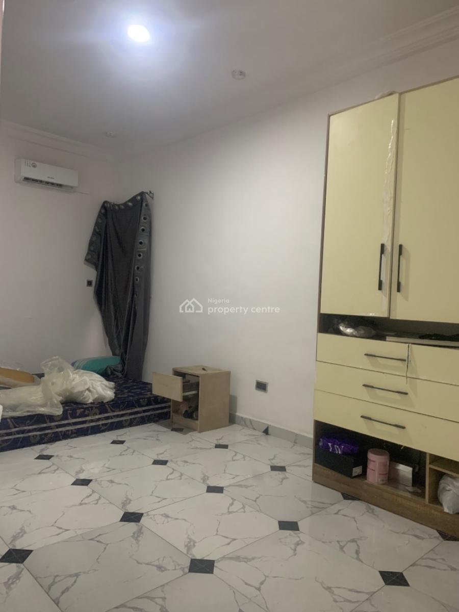 Luxury 2 Bedroom Apartment, Conservation Road Second Tollgate Eleganza Bus Stop, Lekki Phase 2, Lekki, Lagos, Flat / Apartment for Rent