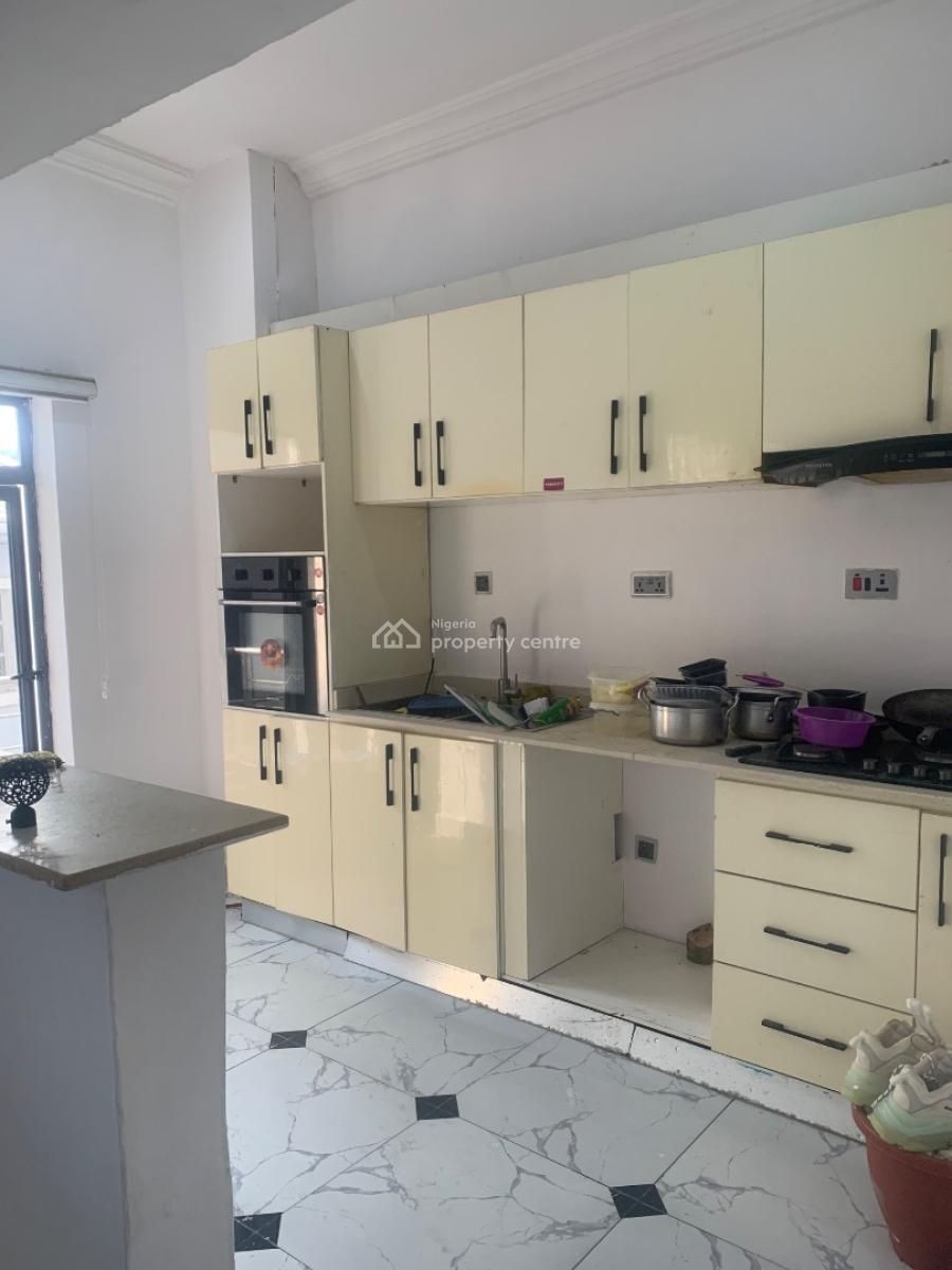 Luxury 2 Bedroom Apartment, Conservation Road Second Tollgate Eleganza Bus Stop, Lekki Phase 2, Lekki, Lagos, Flat / Apartment for Rent