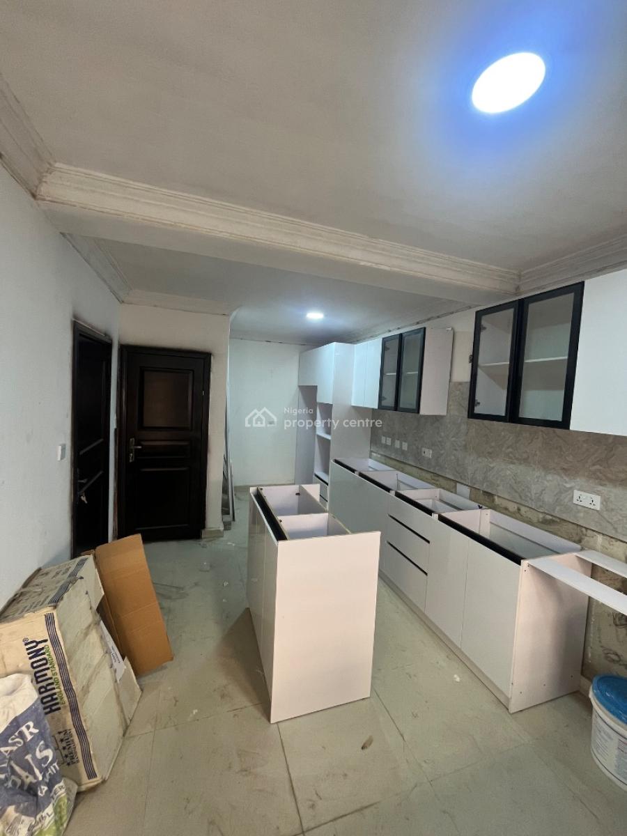 5-bedroom Semi-detached Duplex + 2 Rooms Bq, Off Hakeem Dickson Road Lekki Phase 1, Lekki Phase 1, Lekki, Lagos, Semi-detached Duplex for Rent