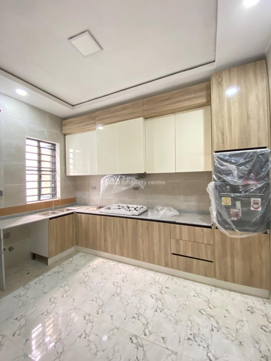 Spacious 3 Bedroom Duplex, Mobil Road, Scheme 2, Ilaje, Ajah, Lagos, Terraced Duplex for Sale